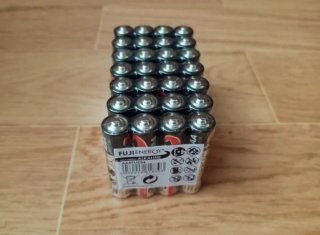 Lote 48 pilas alkaline AAA y AA a 0'26 cént NUEVAS