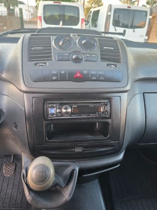 Mercedes-Benz Vito  6 plazas (218.225klm)