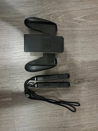Nintendo Switch + Funda + 2 Juegos