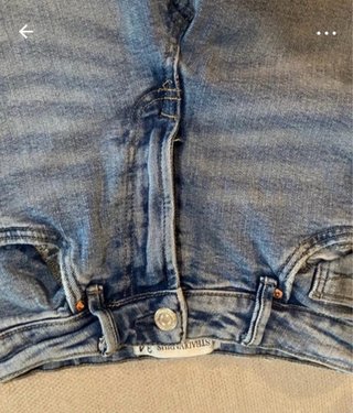 Pantalón vaquero Stradivarius Talla 34