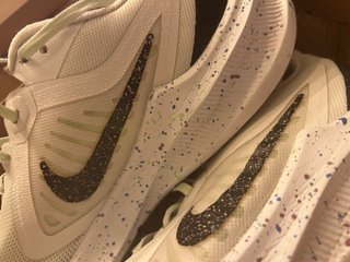 Nike Downshifter 10 SE Talla 37.5