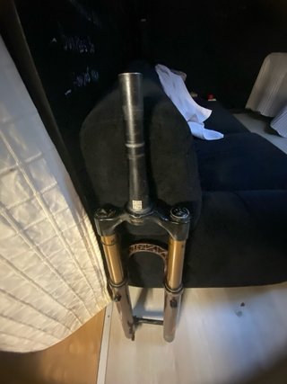 Horquilla Fox Factory 36 Grip 2
