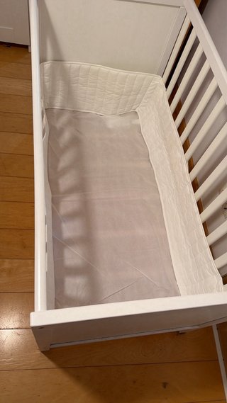 Cuna de madera blanca IKEA + colchon