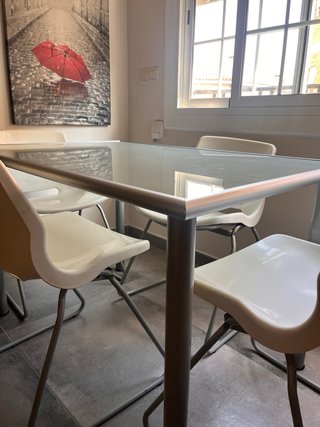 Mesa Cocina IKEA + 4 Sillas de Regalo
