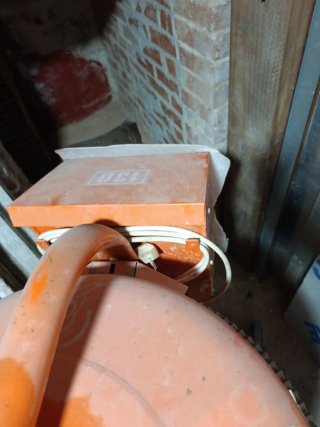 Hormigonera Beteck 130L - Un solo uso
