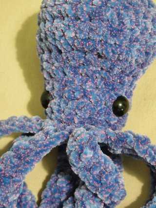 Pulpo peluche ganchillo azul