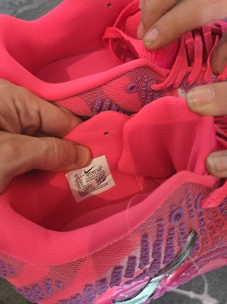 Nike rosas y moradas