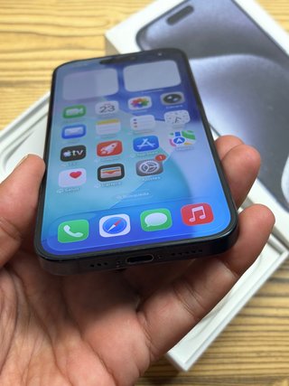 iPhone 15 Pro 256Gb 88% Batería