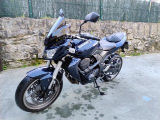 Kawasaki Z750 Naked Azul Oscuro