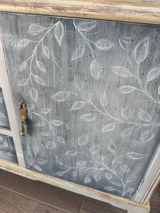 Cómoda o aparador vintage madera Pintado a mano