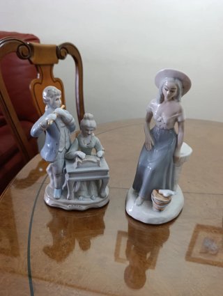 Figuras de porcelana decorativas