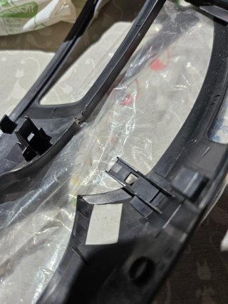 Fascia Plásticos Toyota Yaris 2008 embellecedores