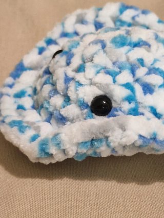 Peluche de ganchillo hecho a mano
