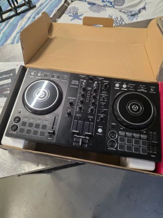 Controlador DJ Pioneer DDJ-400 Negro