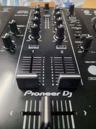 Controlador DJ Pioneer DDJ-400 Negro