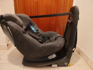 Silla coche bebé grupo 0-1, máximo 19kg.