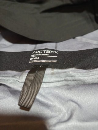 Chaqueta Arc'teryx Alpha SV Talla M Negra