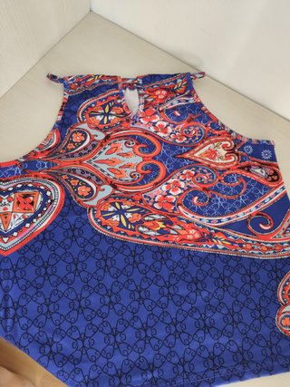 Camiseta Halter Estampada Talla M - Nueva