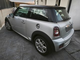 MINI Cooper 2011