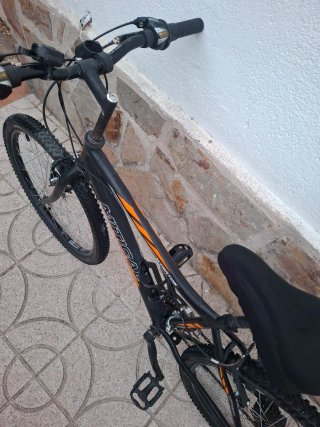 Bicicleta Stratos Mitical 24 Negra/Naranja