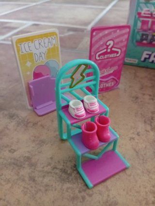 KookyLoos Fashion Challenge Sarah Muñeca