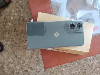 ZTE 22469N Negro 128 y 8 de ran nuevo sin estrenar