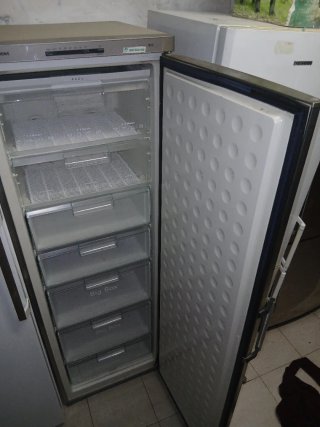 Congelador Vertical Siemens 185x60