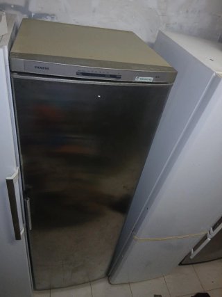 Congelador Vertical Siemens 185x60