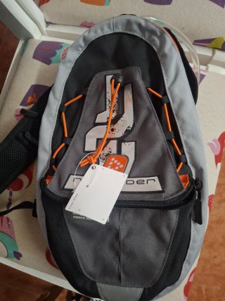 Mochila Rockrider senderismo gris naranja