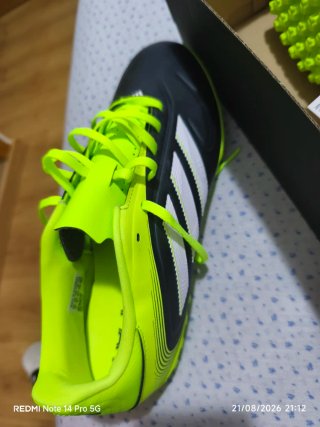Zapatillas Fútbol Adidas Negras y Verdes
