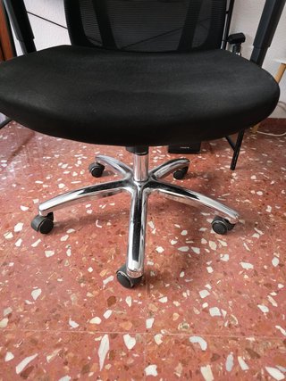 Silla de oficina ergonómica Durrafy D-01