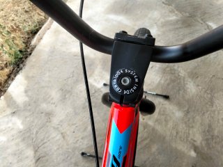 Bicicleta BMX Monty Rossa