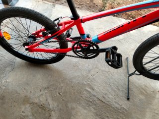 Bicicleta BMX Monty Rossa