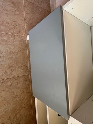 Mueble TV blanco y gris