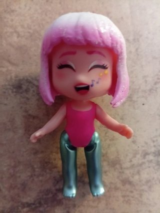KookyLoos Fashion Challenge Sarah Muñeca
