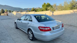 impecable Mercedes-Benz Clase E 250cdi