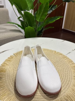 Alpargatas blancas