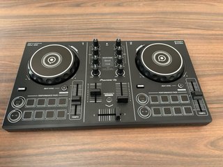 Controlador DJ Pioneer DDJ-200 Negro