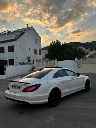 Mercedes-Benz Clase CLS 350 PACK AMG