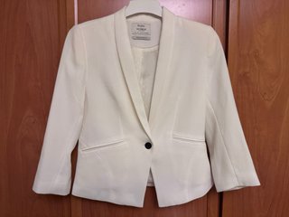Chaqueta americana Bershka blanca mujer