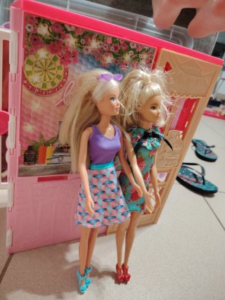 Muñecas Barbie Fashionistas