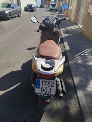 Honda PS 125i Scooter 2008