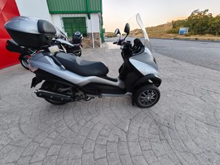Piaggio MP3 400 RL 2009 - 19.000 km