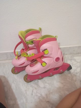Patines Oxelo Niña Rosas Talla Ajustable
