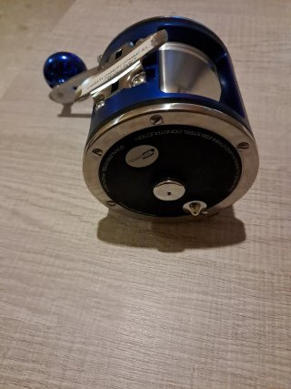 Carrete Cinnnetic Combat 6/0 Azul