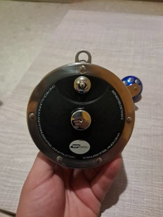 Carrete Cinnnetic Combat 6/0 Azul