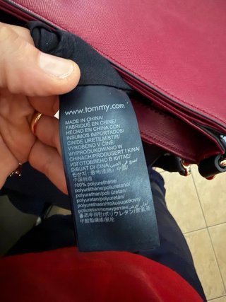 Borsa Tommy Jeans nera e bordeaux