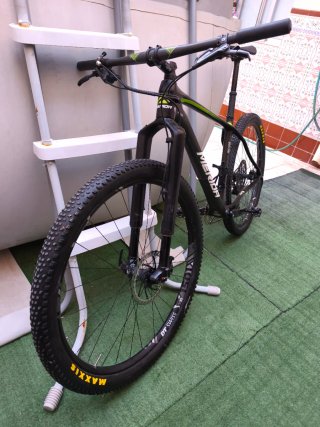 MERIDA BIG NINE TEAM Carbono Talla M , XTR