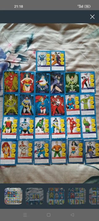 Pegatinas SNES, chapas retro y cromos Marvel