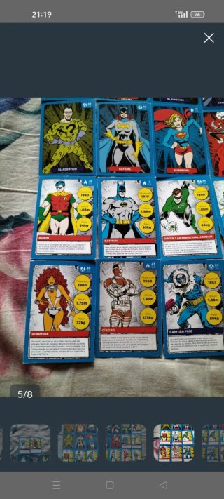 Pegatinas SNES, chapas retro y cromos Marvel